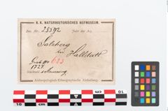 Etikett zu Bronzeknotenarmreif (NHMW-PRAE-025592)